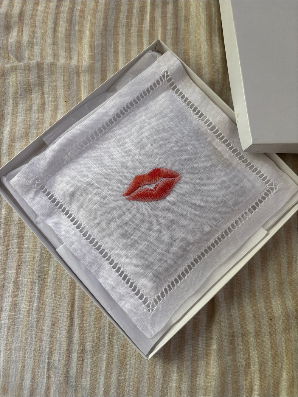White Linen Lavender Sachet with Kiss Embroidery